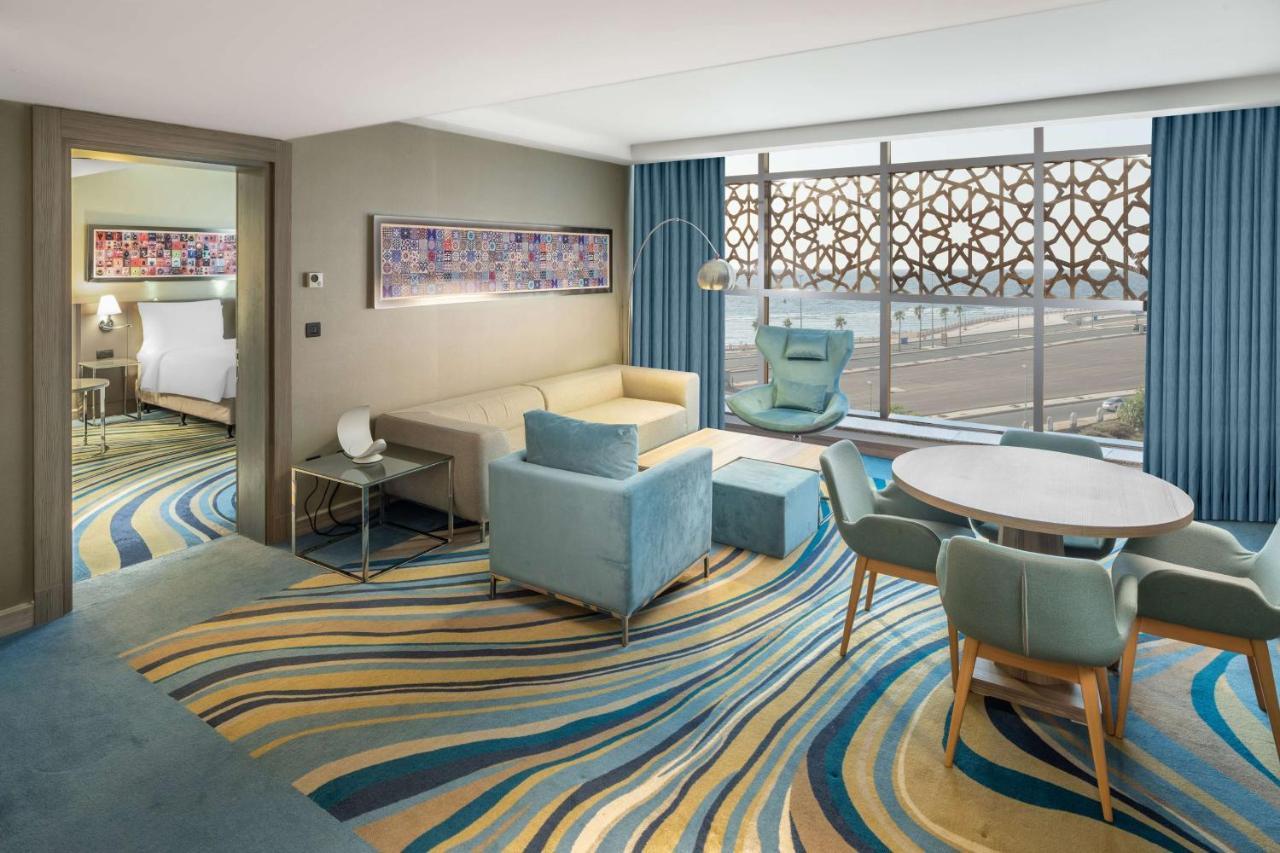 Radisson Blu Hotel, Jeddah Corniche Экстерьер фото